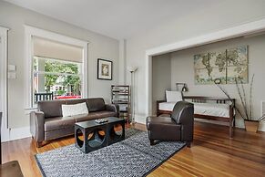 Casa Doble - Two Units, One Location!