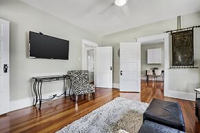 Casa Doble - Two Units, One Location!