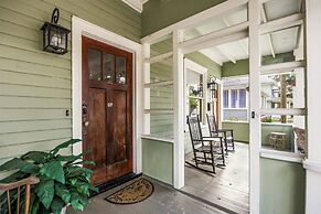 Casa Doble - Two Units, One Location!