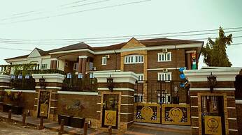 TN Max Luxury Home