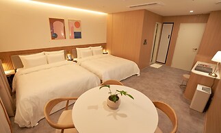 Brown Dot Hotel Gunsan Terminal Branch