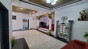 Here is our Lovely 1-bed Apartment in Abidjan