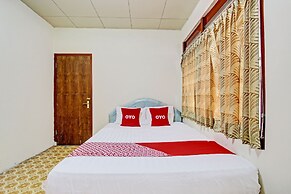 OYO 92505 Asta Guesthouse