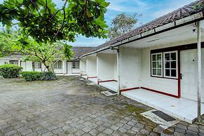 OYO 92505 Asta Guesthouse