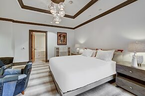 Luxury 3 Bedroom Condo at The Arrabelle by RedAwning - Save 20% on 7+ 