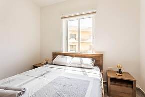 Gozo Escape, 2-bed Apartment in Marsalforn