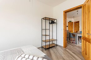 Gozo Escape, 2-bed Apartment in Marsalforn