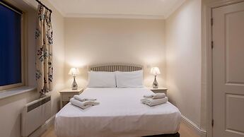 Schull Harbour Hotel