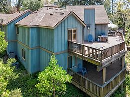 Bass Lake Beauty! 4 BDR Sleeps 16, Lakefront Views