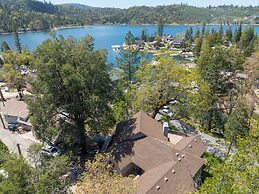 Bass Lake Beauty! 4 BDR Sleeps 16, Lakefront Views
