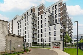 Modern Studio Mokotów by Renters