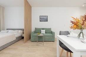 Modern Studio Mokotów by Renters