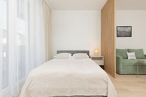 Modern Studio Mokotów by Renters
