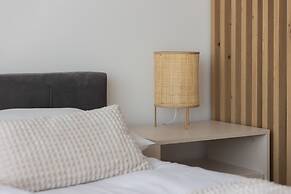 Modern Studio Mokotów by Renters