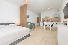 Modern Studio Mokotów by Renters