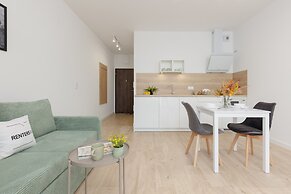Modern Studio Mokotów by Renters