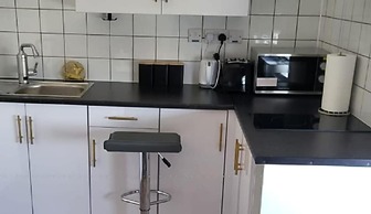 Lovely Double Room in a Flat