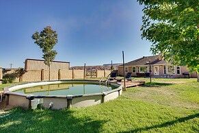 Moab Home w/ Pool - 14 Mi to Arches National Park!