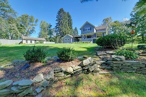 Rustic Bainbridge Retreat w/ Spacious Yard!