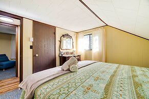 Hike, Swim, Ski & More: Home in Arrowhead Lakes!