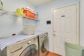 Destin Villa w/ Patio ~ 2 Mi to Miramar Beach!