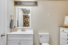 Oklahoma Home Near Lake w/ Patio, Grill & Chiminea