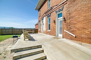 Inviting Connellsville Getaway w/ Deck!