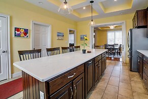 Inviting Connellsville Getaway w/ Deck!