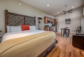 Pilot Cove Forest Lodging