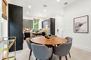 Stylish 2 Bedroom Retreat in South Austin