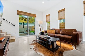 Stylish 2 Bedroom Retreat in South Austin