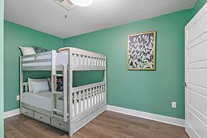 Charming 4BR Condo Steps Away from French Quarter Delights!