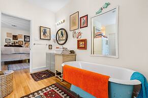 Eclectic 3 Bedroom Block From South Congress!