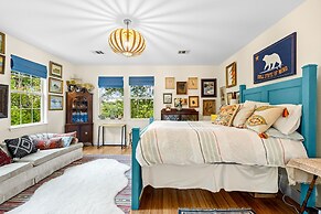 Eclectic 3 Bedroom Block From South Congress!