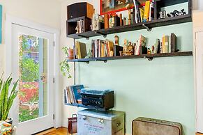 Eclectic 3 Bedroom Block From South Congress!