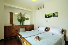 Piano House by Corfuescapes