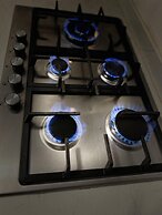 5-bed Apartment in Altrincham Near Airport