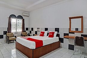 OYO 92579 Hotel Mutiara