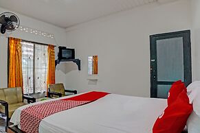 OYO 92579 Hotel Mutiara