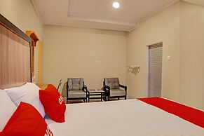 OYO 92579 Hotel Mutiara