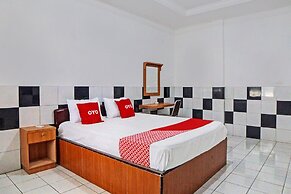 OYO 92579 Hotel Mutiara
