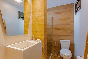 IT04 Apto 3 Quartos - Beira Mar