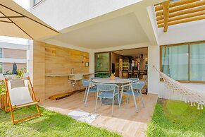 IT04 Apto 3 Quartos - Beira Mar