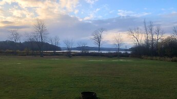 Staying by the Lakeside Cottages