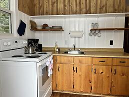 Staying by the Lakeside Cottages