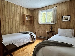 Staying by the Lakeside Cottages