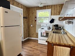 Staying by the Lakeside Cottages