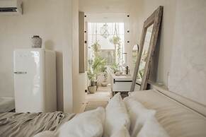 Tierra Blanca by Blanca