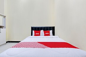 OYO 92594 Raja Ratu HomestayNearSolo Safari