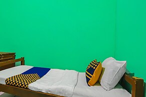 SPOT ON 92610 Barokah Kostel Syariah